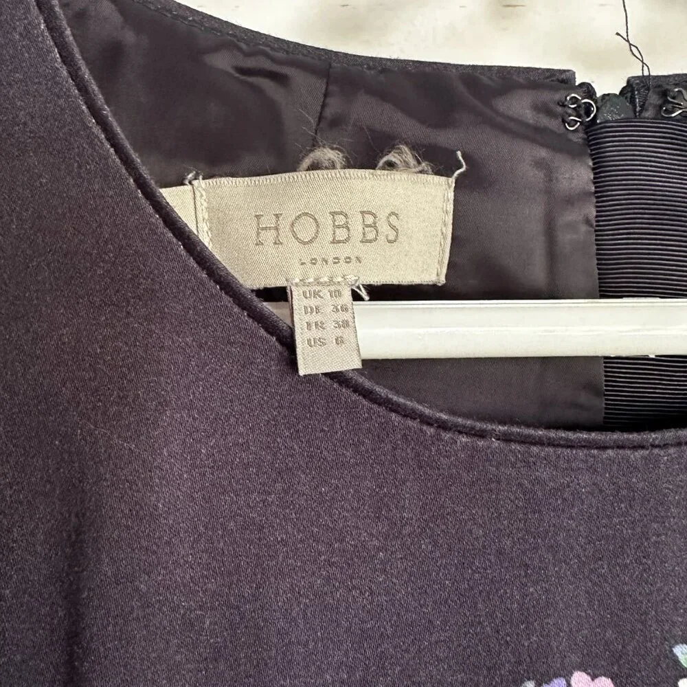 Women's Hobbs London Fit and Flare Dress in US size 6 - Picture 2 of 12